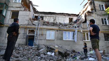 "Destruyeron todo tipo de edificaciones, empresas e infraestructura": residentes de Donbass muestran consecuencias de bombardeos por parte de Ucrania