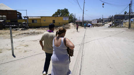 Localizan a 94 migrantes centroamericanos en un tráiler abandonado en México