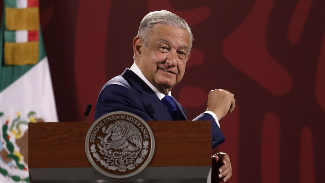 "Están las puertas abiertas": López Obrador invita a Petro a visitar México