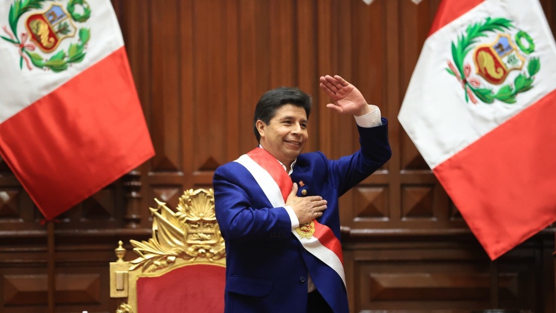 Pedro Castillo agradece la solidaridad de los líderes regionales con Perú ante su ausencia en la toma de posesión de Petro en Colombia
