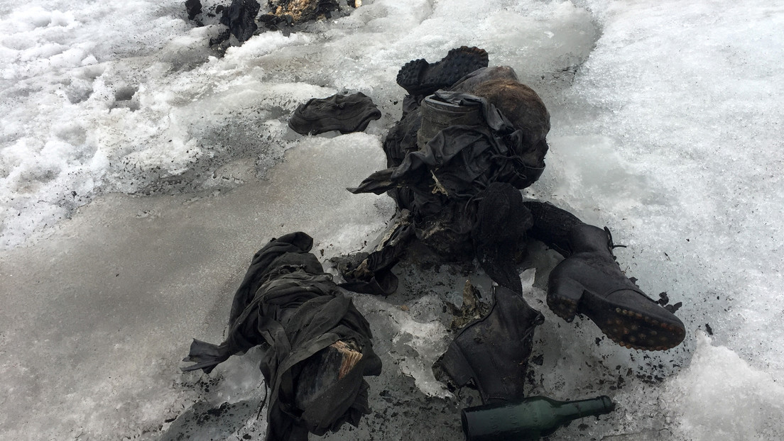 El derretimiento de los glaciares en el sur de los Alpes suizos pone al descubierto restos óseos de humanos