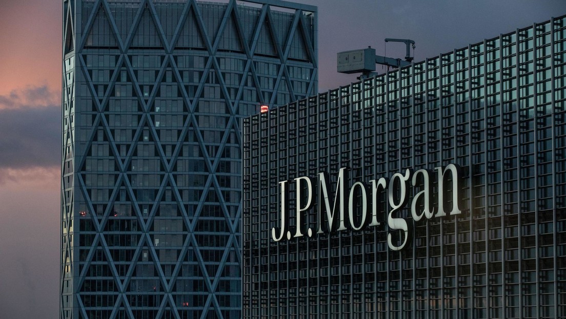 "Tenían el poder de manipular los precios del oro en todo el mundo": declaran culpables a dos ex altos cargos de JPMorgan por estafa y falsificación