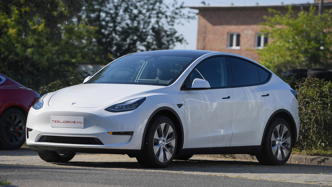Tesla reemplaza camionetas de gasolina de su flota por sus propios vehículos eléctricos adaptados