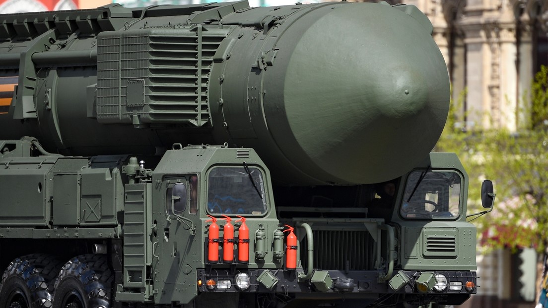 La Embajada rusa en EE.UU. advierte que la confrontación híbrida de Washington contra Moscú puede llevar al "choque directo" entre potencias nucleares