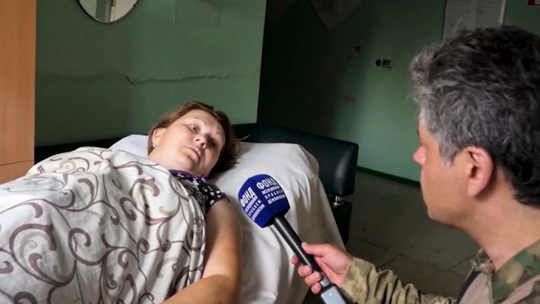 VIDEO: Una residente de Donbass relata cómo resultó herida por la explosión de una mina antipersona ucraniana