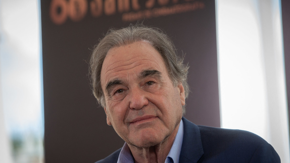 Activistas proucranianos intentan impedir en Alemania la proyección del documental 'Ucrania en llamas', de Oliver Stone