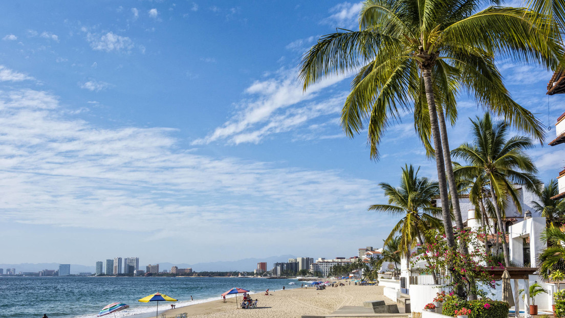 Hallan a un turista canadiense muerto en México junto a su hijo de 5 años, que estaba llorando y en 'shock'