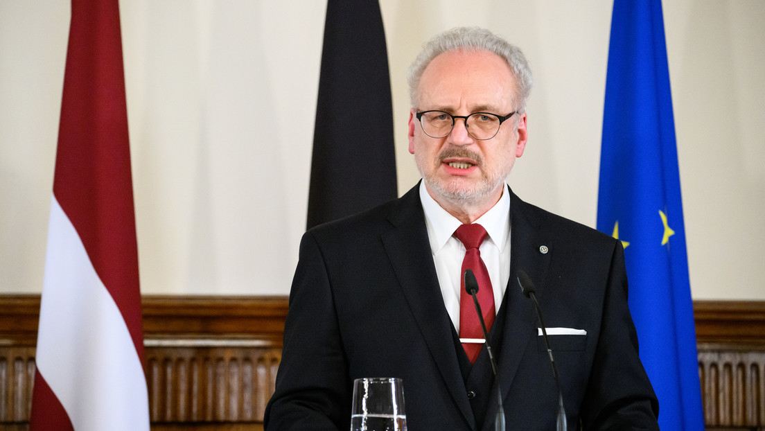 El presidente de Letonia promete "aislar" a los residentes de habla rusa que no apoyen el discurso estatal antirruso
