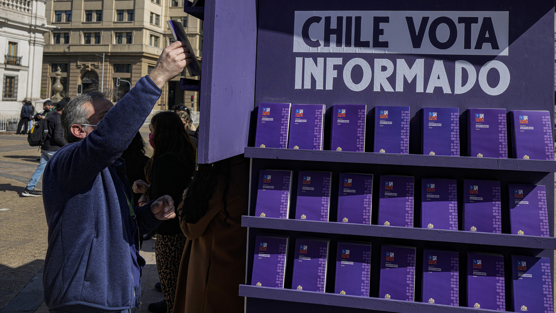 ¿Y si gana el 'Rechazo' en el plebiscito constitucional de Chile? Los escenarios que barajan Boric y la oposición