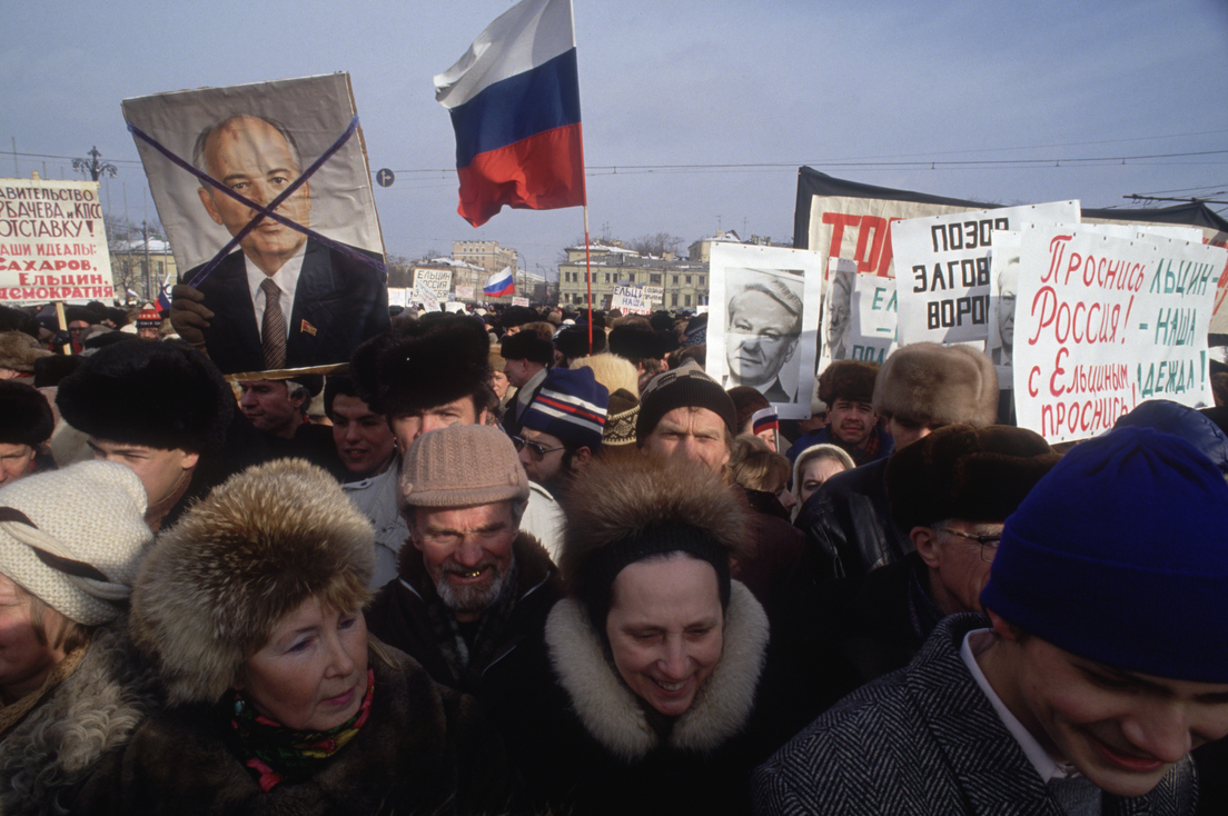Una manifestación en apoyo a Borís Yeltsin en Moscú, febrero de 1991.Alain Nogues / Sygma / Gettyimages.ru