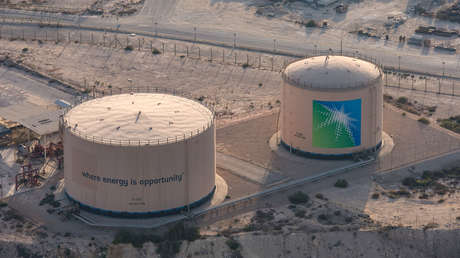 La petrolera Saudi Aramco reporta unas ganancias récord desde su salida a bolsa en 2019
