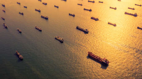 Una flotilla de buques con diésel partirá de Asia a Europa para paliar la crisis energética