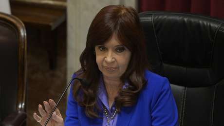 Fiscales piden pena de 12 años de prisión contra Cristina Fernández de Kirchner por presunta corrupción