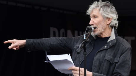 El cofundador de Pink Floyd y leyenda del rock británico Roger Waters