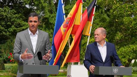 El canciller alemán evita responder si se plantea imponer impuestos a los beneficios de las eléctricas