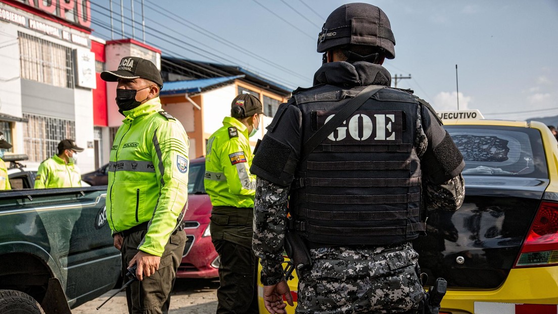 Un policía muere y otro resulta herido durante una balacera en un local nocturno en Ecuador