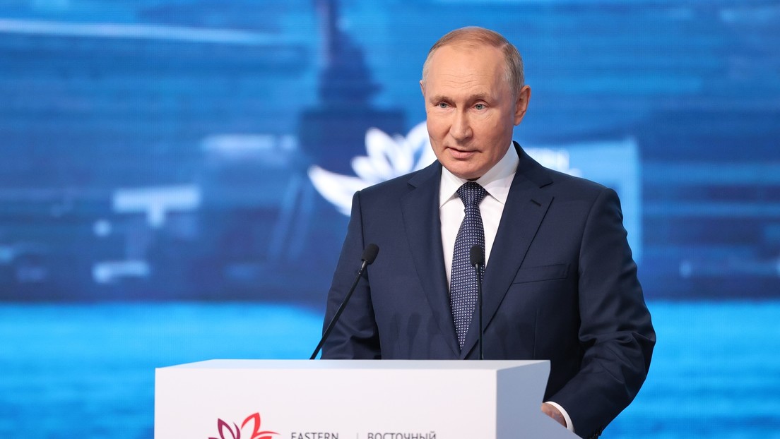 "Por mucho que quieran aislar a Rusia, es imposible hacerlo": claves del discurso de Putin en el Foro Económico Oriental