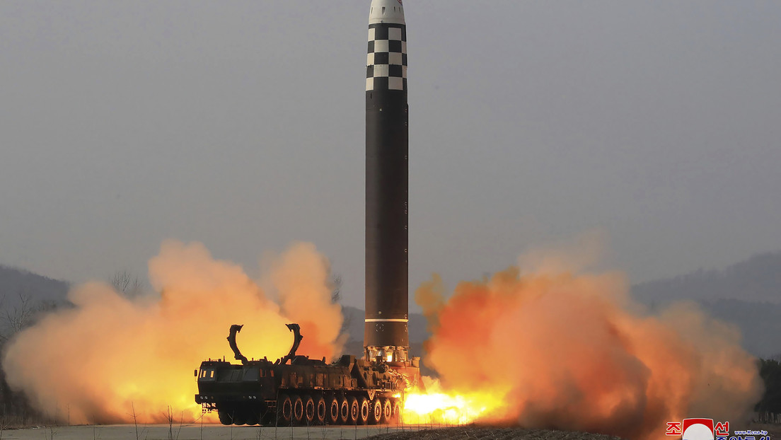 Corea del Norte aprueba usar armas nucleares "automáticamente" en caso de ser atacada