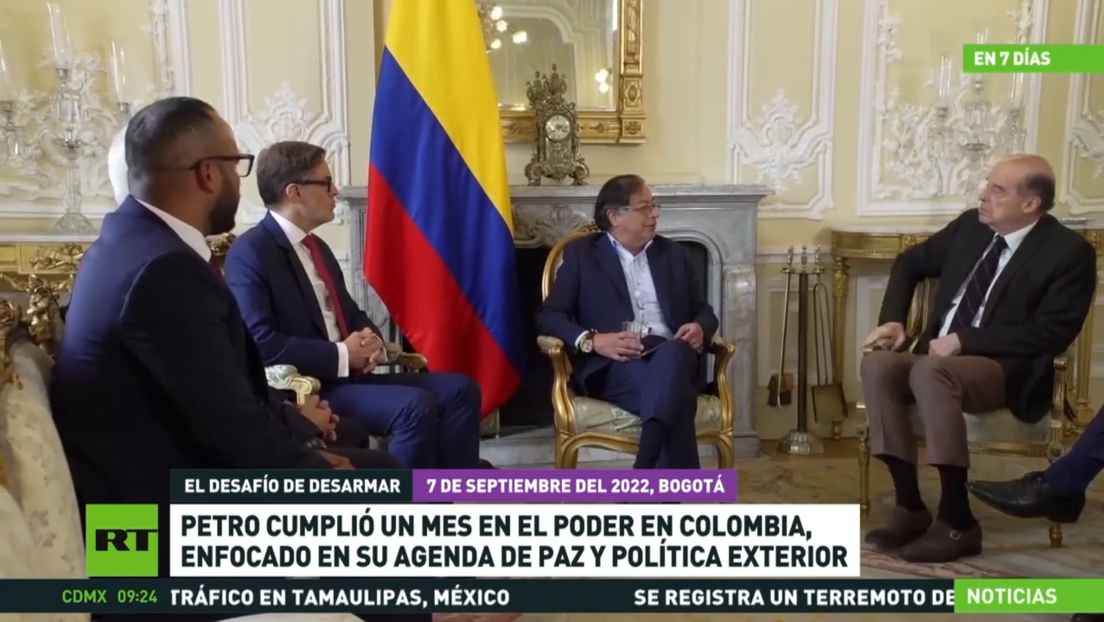 Petro cumple un mes en el poder en Colombia enfocando su agenda de paz y política exterior