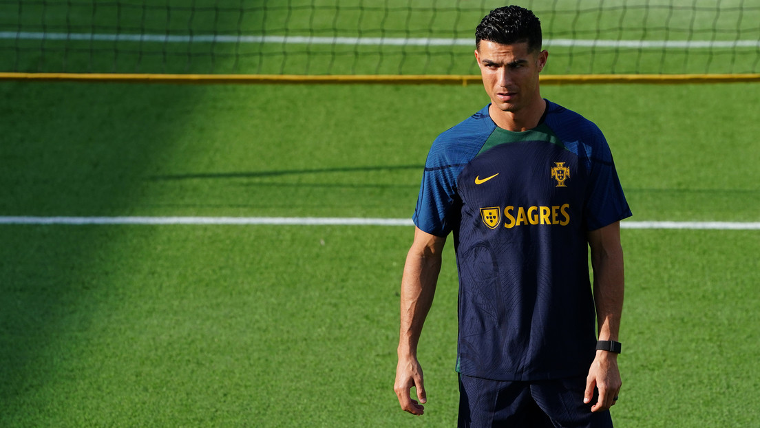 La Federación Inglesa de Fútbol acusa a Cristiano Ronaldo por tirar el celular de un aficionado