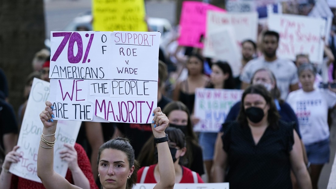 Arizona reinstaura una ley del siglo XIX que prohíbe el aborto casi en su totalidad