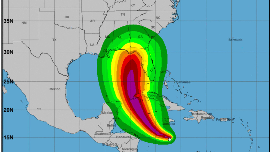 La tormenta tropical Ian podría convertirse en un huracán de categoría 4 sobre el golfo de México