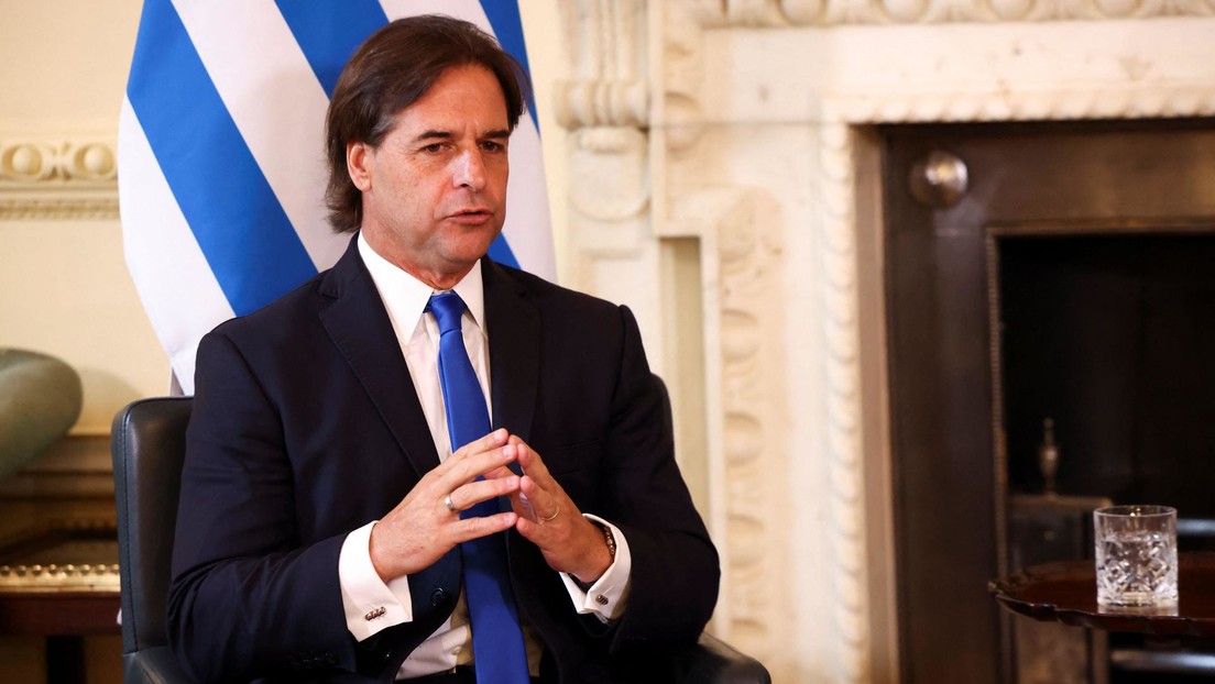Detienen al jefe de custodia del presidente uruguayo por falsificación de documentos