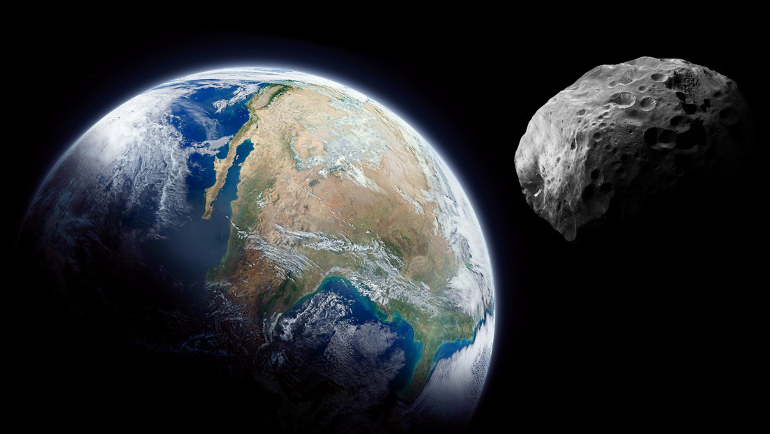El impacto del asteroide que extinguió a los dinosaurios habría coincidido con colisiones en la Luna