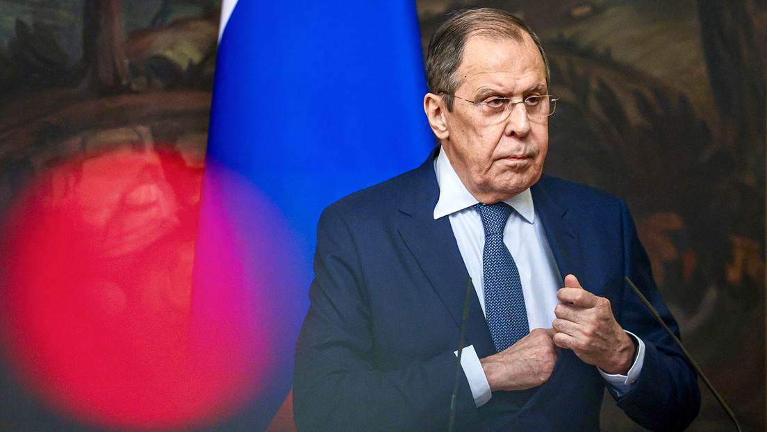 Lavrov: La UE pierde su autonomía y sufre enormes daños por culpa de EE.UU.