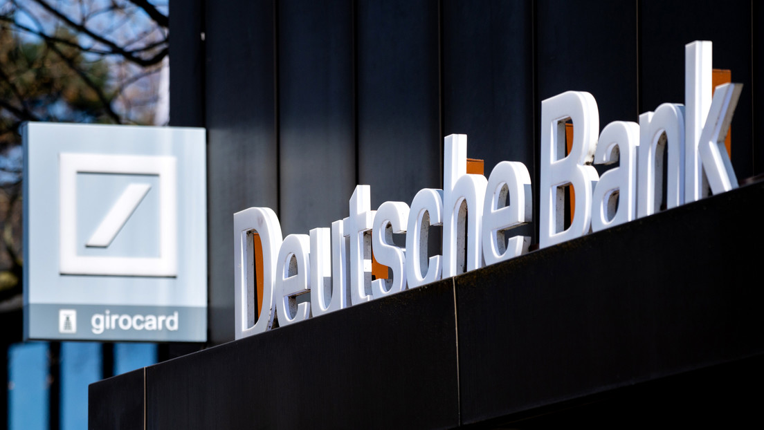 Credit Suisse y Deutsche Bank sufren una crisis interna y atraviesan "un momento crítico": ¿qué pasa?