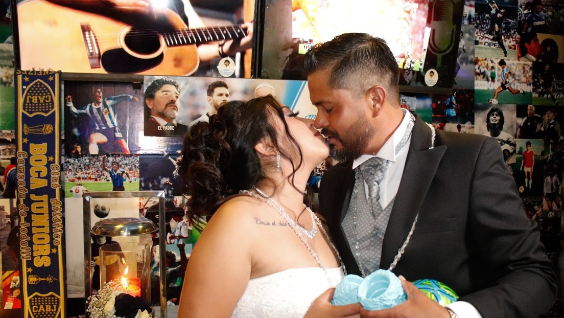 La Iglesia maradoniana celebra su primera boda en México