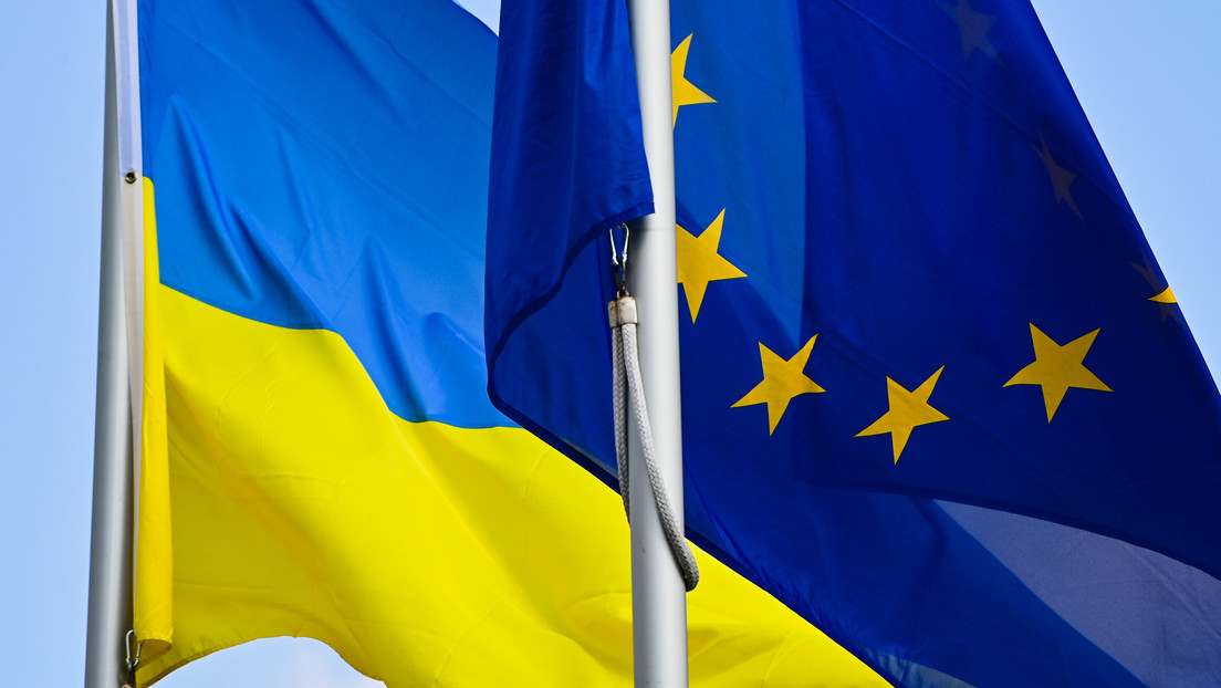El retraso de la ayuda financiera a Kiev por parte de la UE "no es aceptable", dice un oficial presidencial ucraniano
