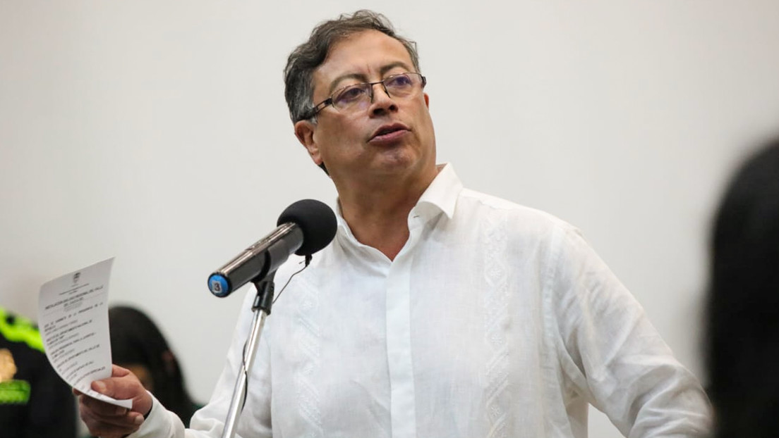 Petro instala diálogos regionales en Colombia y pide "una paz sin apellidos"
