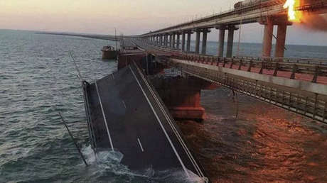 El incendio en el puente de Crimea fue provocado por la explosión de un vehículo de carga