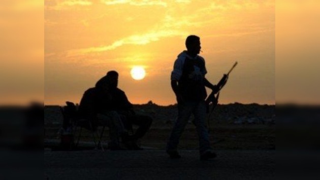 Descubren la presencia de asesores occidentales entre las fuerzas rebeldes en Libia