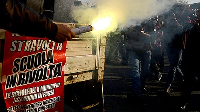 Las marchas 'incendian' Roma por los cuatro costados