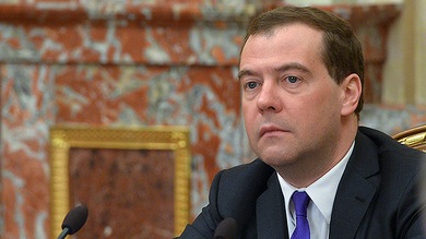 Medvédev sobre Ucrania: "No se puede negociar con gente armada y con máscaras"