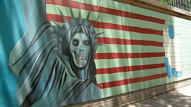 Exasesor de Reagan: "Washington empuja al mundo hacia una guerra fatal"