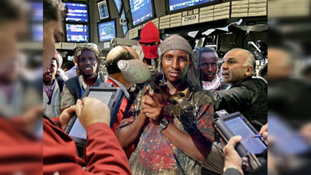 Piratas somalíes abren Bolsa de Valores