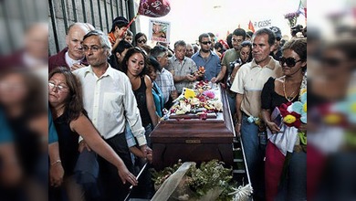 Chile: Multitudinario adiós al joven gay Daniel Zamudio asesinado por neonazis