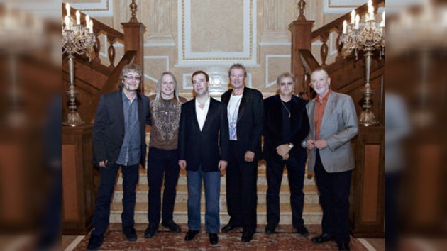 Dmitri Medvédev se ha reunido con Deep Purple, su grupo musical preferido 