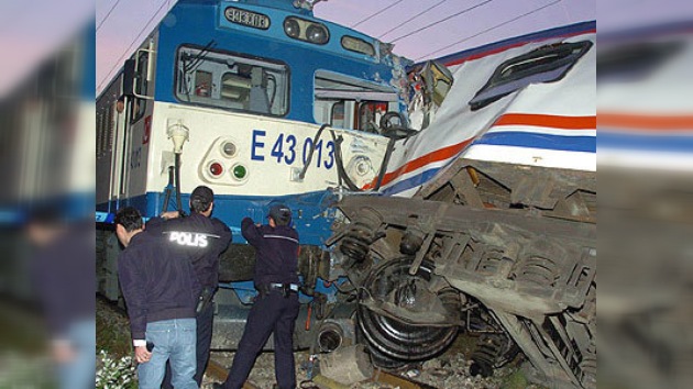 32 personas heridas en el accidente ferroviario en Turquía 
