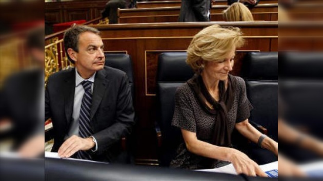 España busca evitar "contagio" griego
