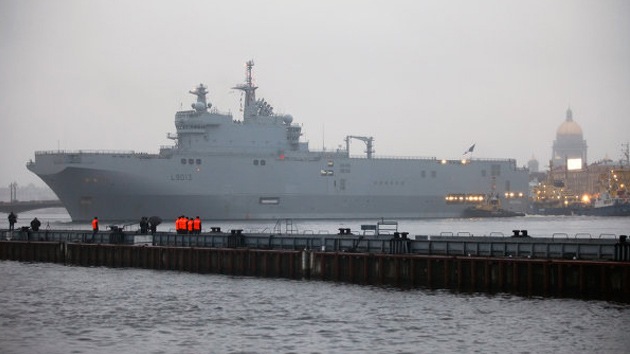Francia suministrará buques Mistral a Rusia pese a la presión de EE.UU.
