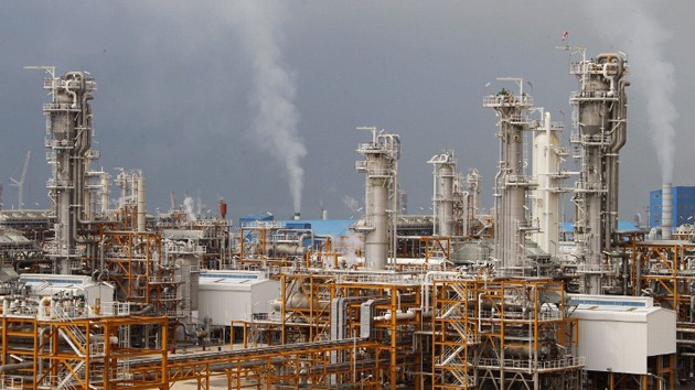 Irán planea abrir la mayor refinería de gas del golfo Pérsico