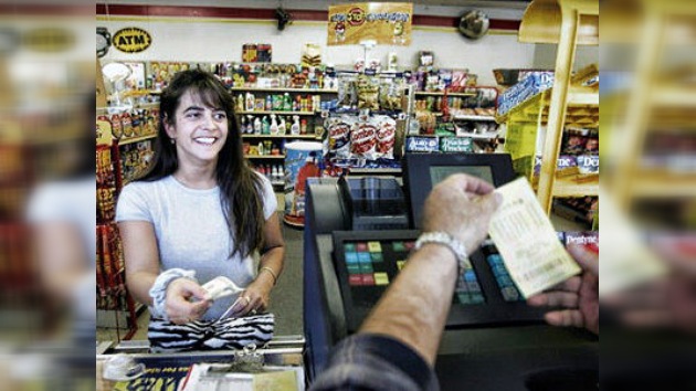 El matrimonio más feliz del mundo: una pareja gana 130 millones de dólares a la lotería