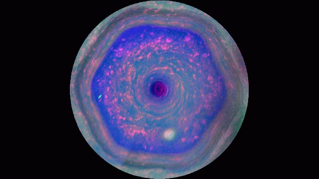 La Nasa publica el primer video del extraño hexágono de Saturno