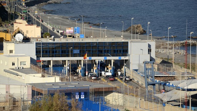 Graban a la Guardia Civil de Ceuta disparando e insultando a los inmigrantes