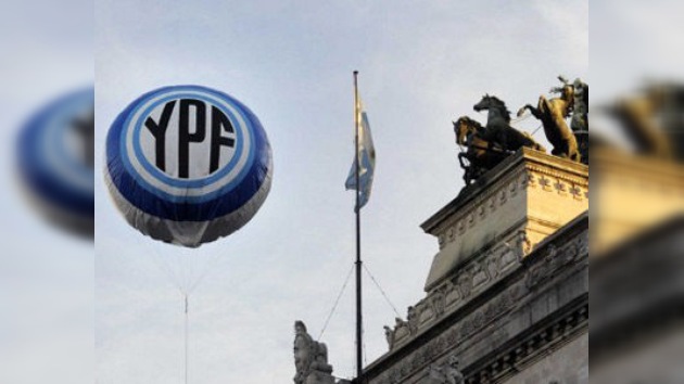 Congreso argentino aprueba ley para renacionalizar YPF 
