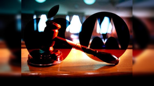Motorola se apunta un tanto frente a Apple en la guerra de patentes